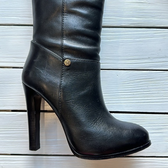 Tory Burch Black Tall Kasey Heeled Smooth Leather Boots Logo size 5.5 - Picture 2 of 16